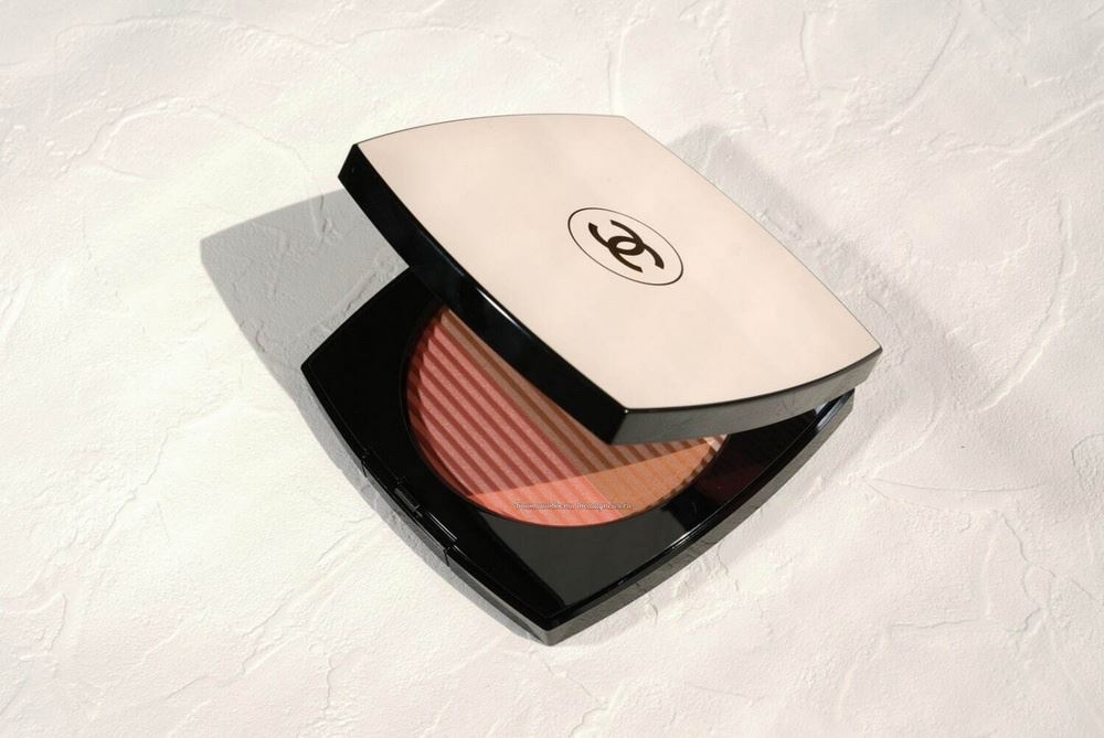 Chanel Les Beiges Healthy Glow Sun-Kissed Powder Summer 2024